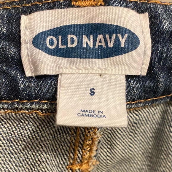 Old Navy Over-All Jean Shorts - Picture 6 of 7